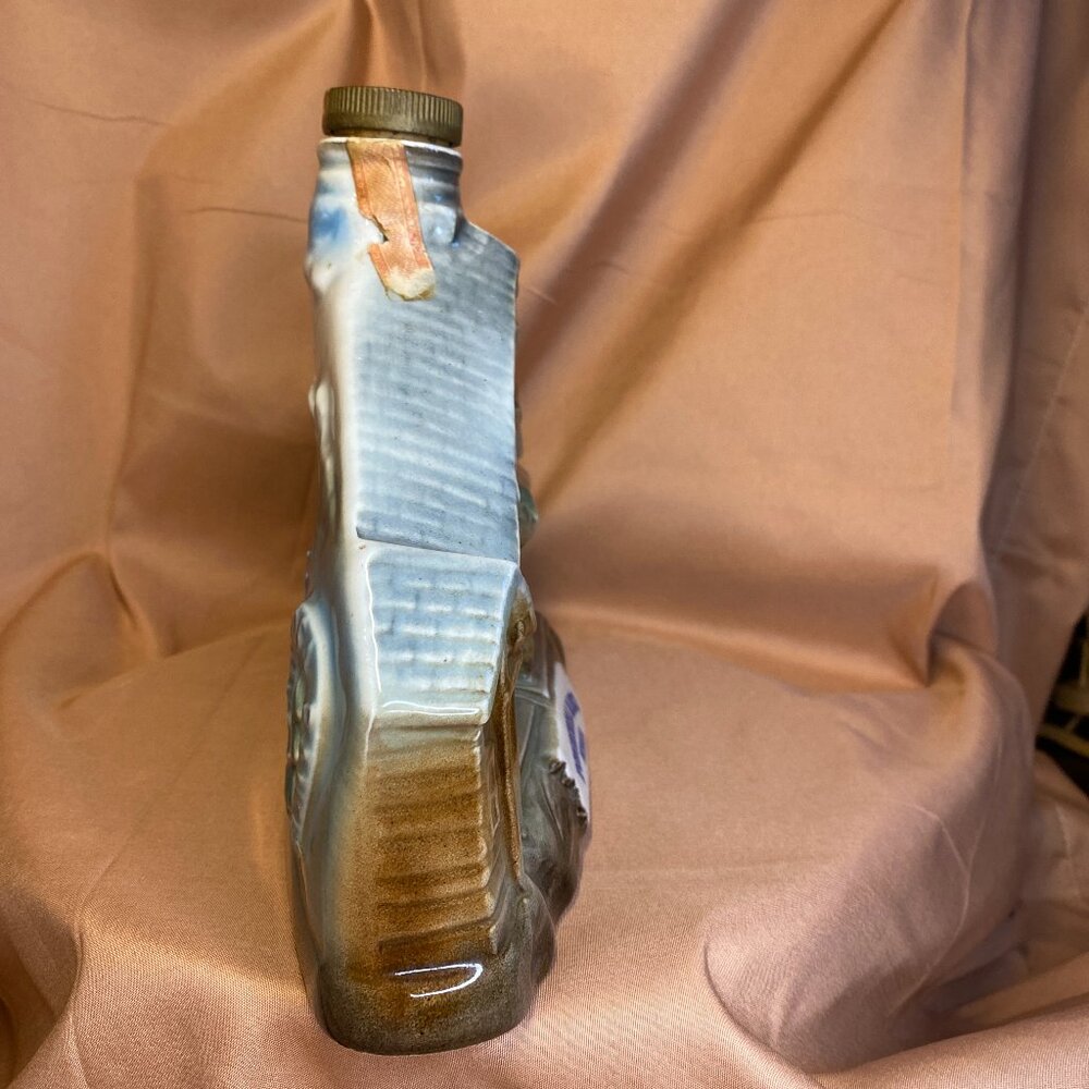 1969 Genuine Regal China Ponderosa Ranch Nevada James Bean Whiskey Decanter - Picture 9 of 14